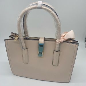 COPY - COPY - COPY - COPY - brenda listing COPY - Aldo Gararoge-55 pink purse
N…
